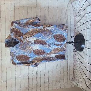 St. John's Bay Island Style Shirt.